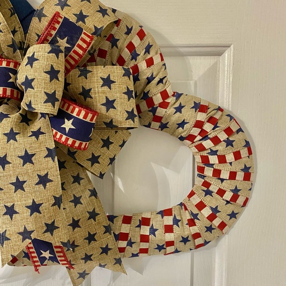 SOLD … Double Heart Patriotic Wreath - Picture 4 of 5
